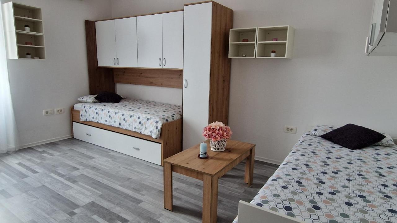 Sun Kissed Apartment Koper Exterior foto
