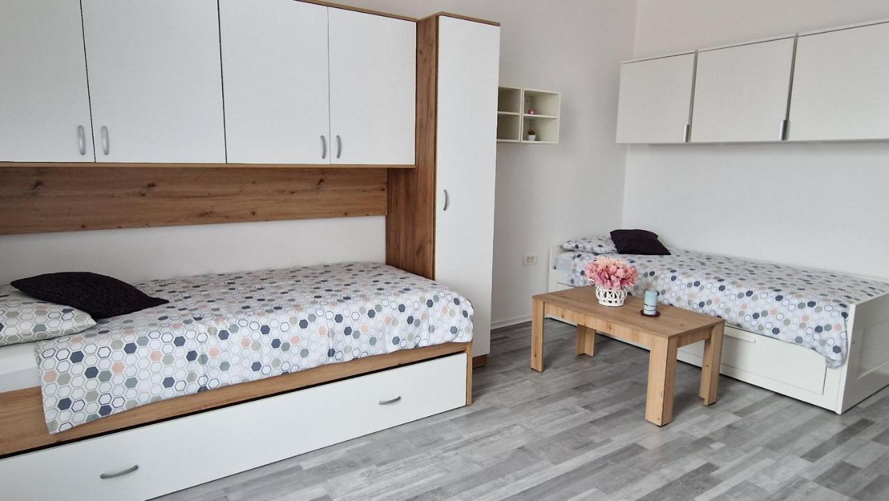 Sun Kissed Apartment Koper Exterior foto