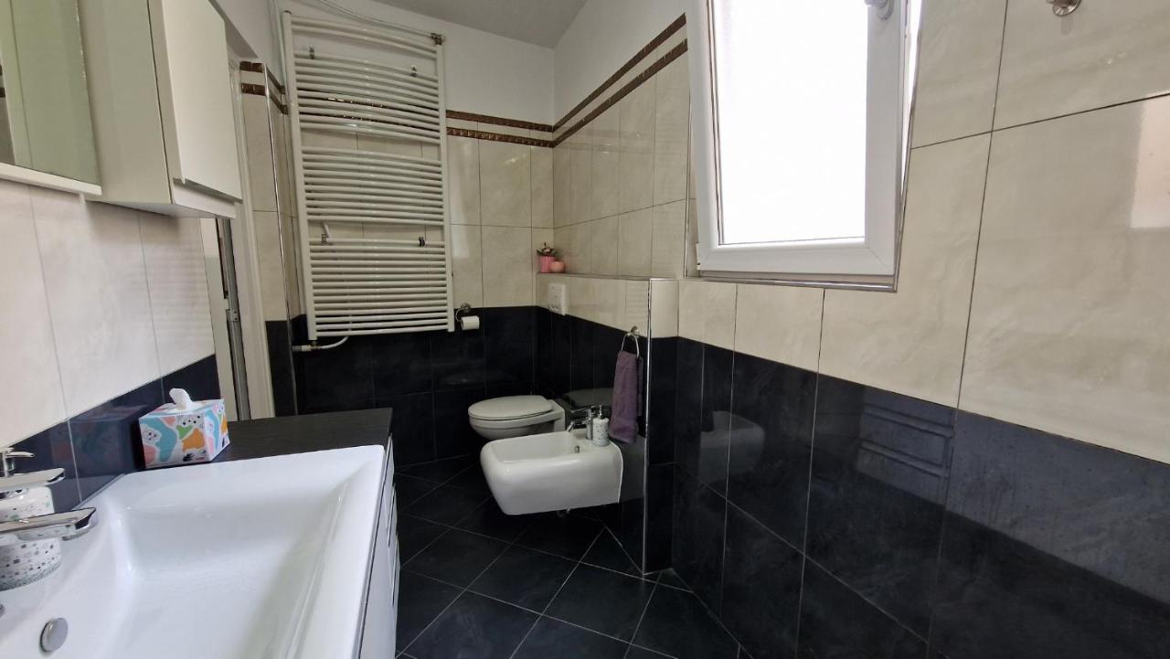Sun Kissed Apartment Koper Exterior foto